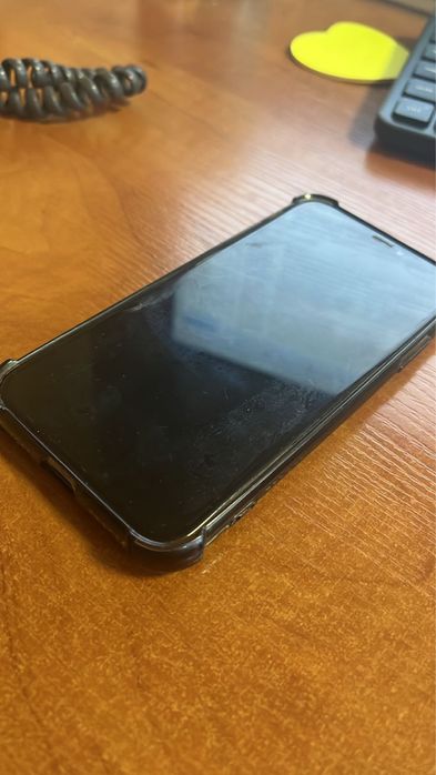 Iphone X б/у в хорошем состоянии