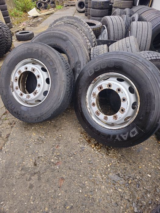 Anvelope cu jante 315 70 R 22.5  Dayton.