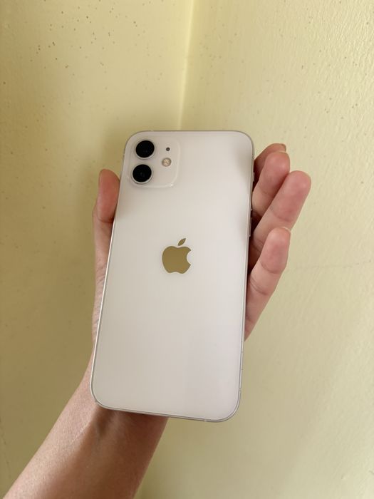 IPHONE 12 в хорошем состояний