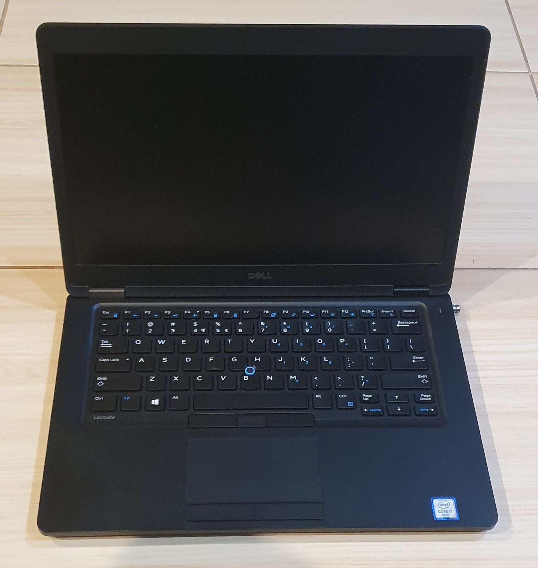 Laptop DELL Intel® Core i7
256 GB SSD TOSHIBA