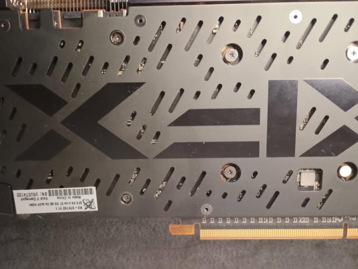 XFX AMD Radeon™ RX 5700 XT Double Dissipation 8GB GDDR6 – Отлично