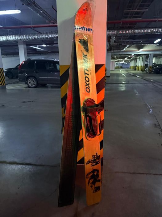 Охотничьи лыжи. В хорошем состоянии. 1,7 м.