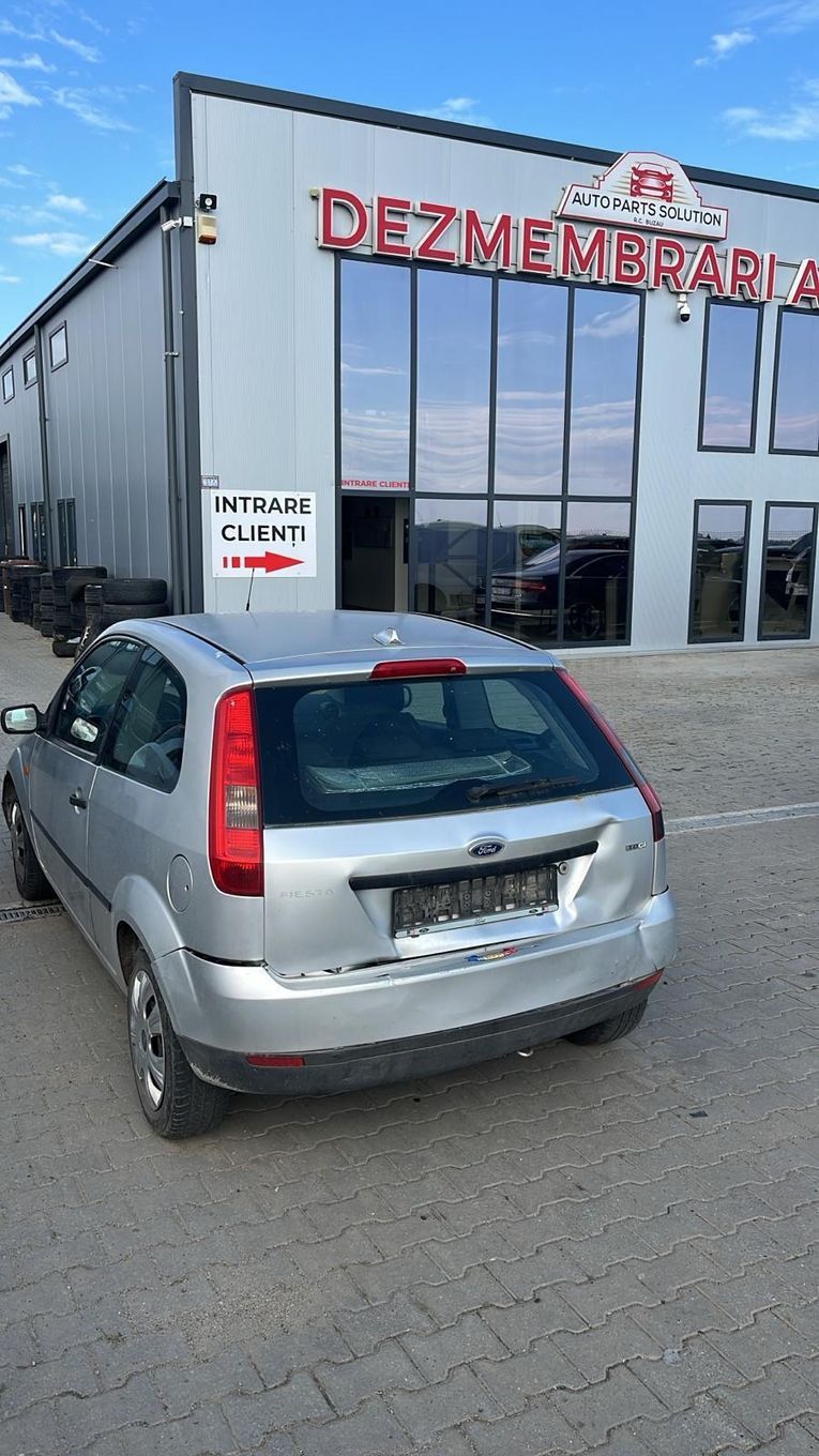 Dezmembram Ford Fiesta 1.4 Diesel din 2004