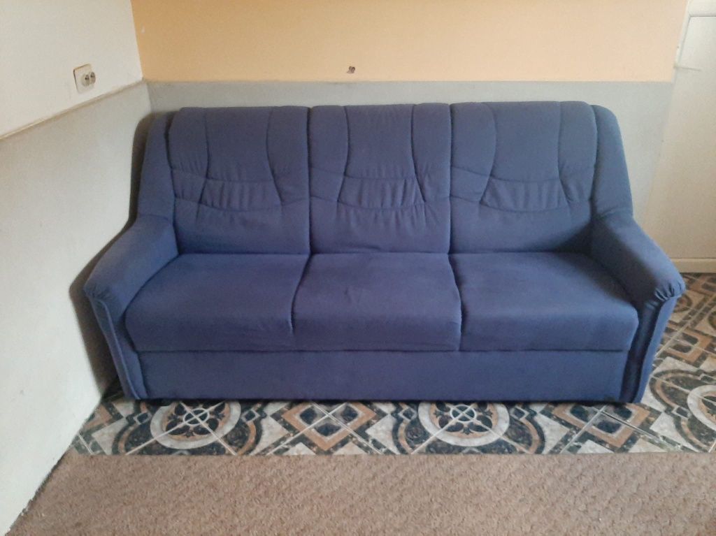 Canapea 3 locuri