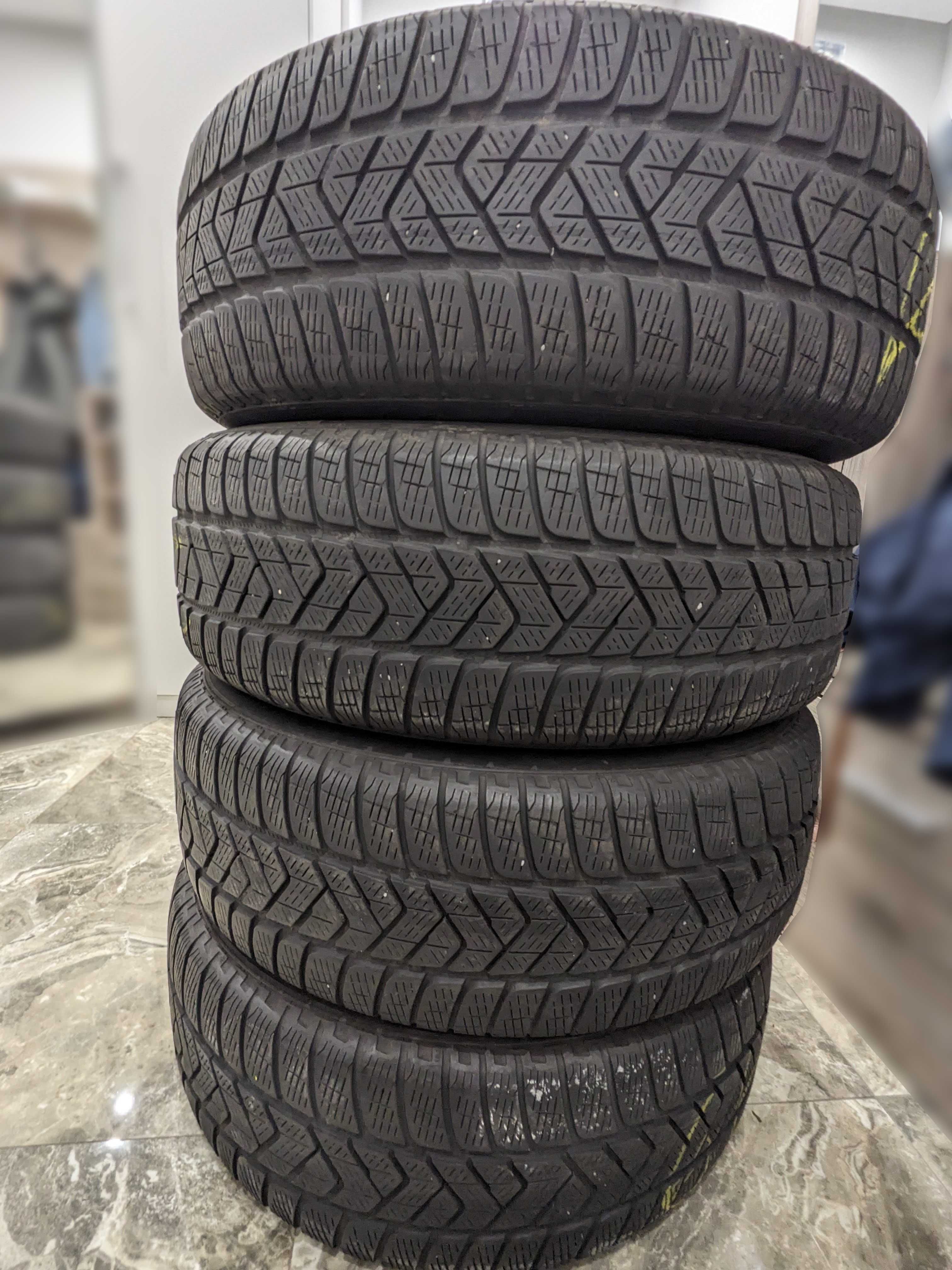 4бр Зимни Гуми 225/60/17 - Pirelli Scorpion - DOT16
