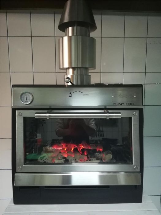 Cuptor pentru steak pe carbuni, Pira
70 LUX Inox