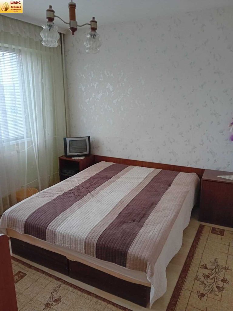 Продава се Двустаен апартамент в Плевен, Сторгозия - 60 кв.м за 1250 €/кв.м - Снимка #4