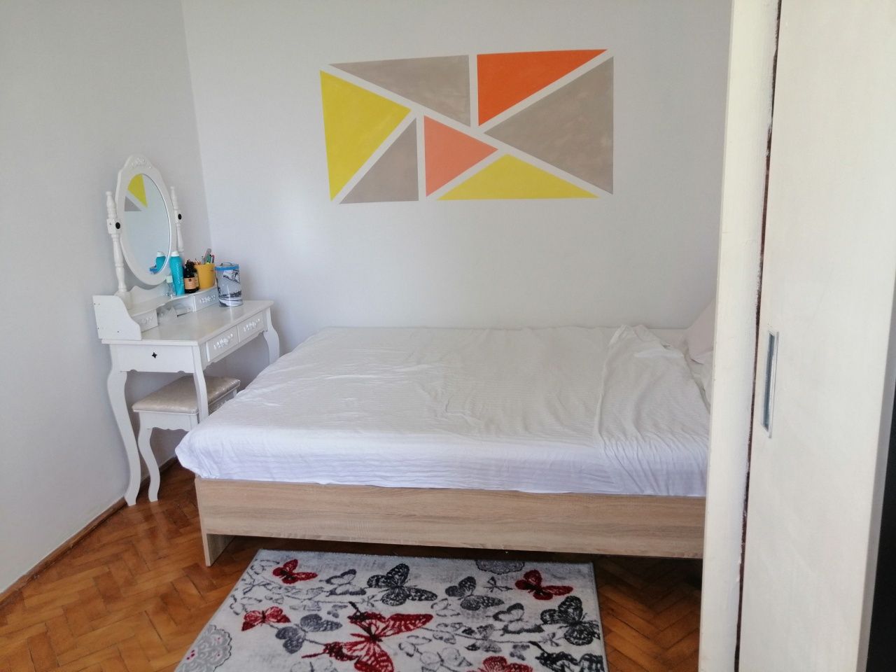 Proprietar inchiriez ap 2 cam Alexandru cel bun