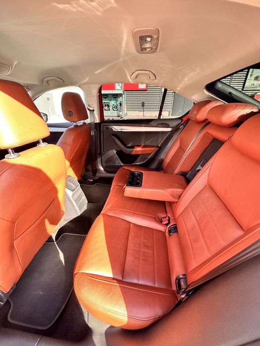 Skoda Octavia 3 facelit 2019 piele maro