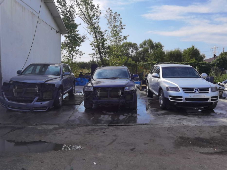 Dezmembrez volkswagen toaureg 3.0 tdi/2.5 tdi/bara fata touareg/bara/