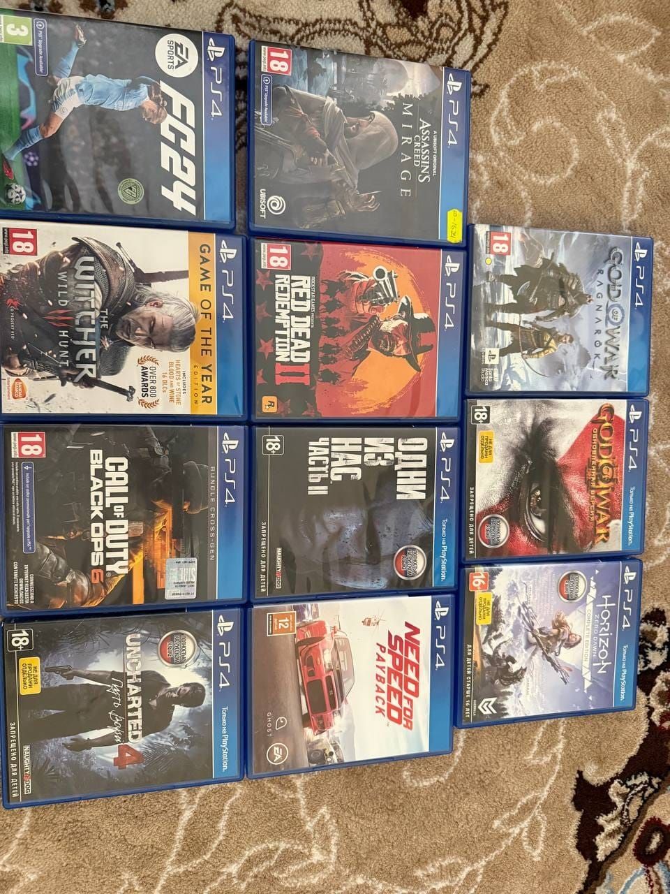 Playstation 4 slim 1TB sotiladi