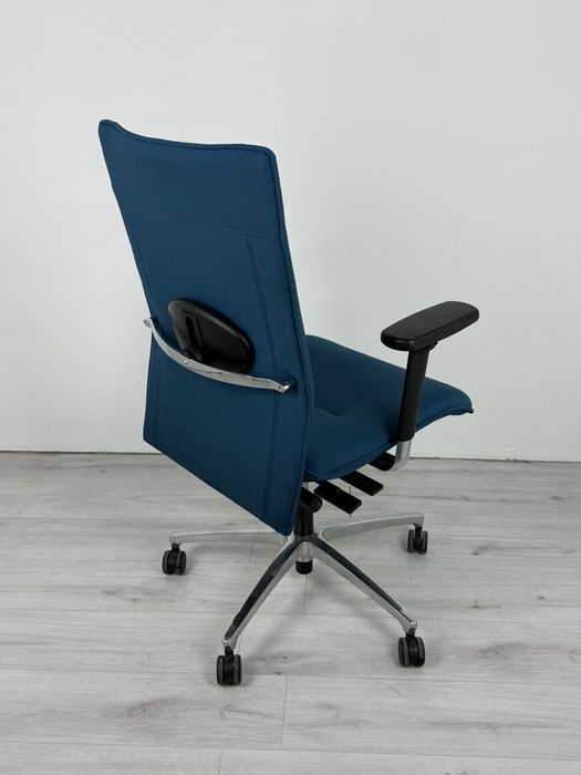 Ръководен офис стол от Dauphin за дома и офиса обзавеждане