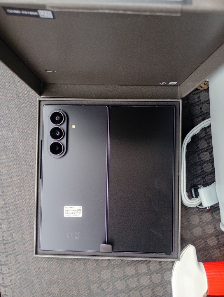 Samsung galaxy z fold7 5g 1TB