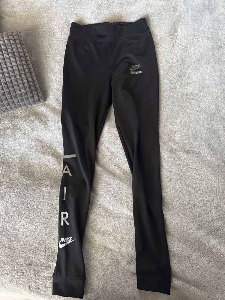 Клин Nike Air черен