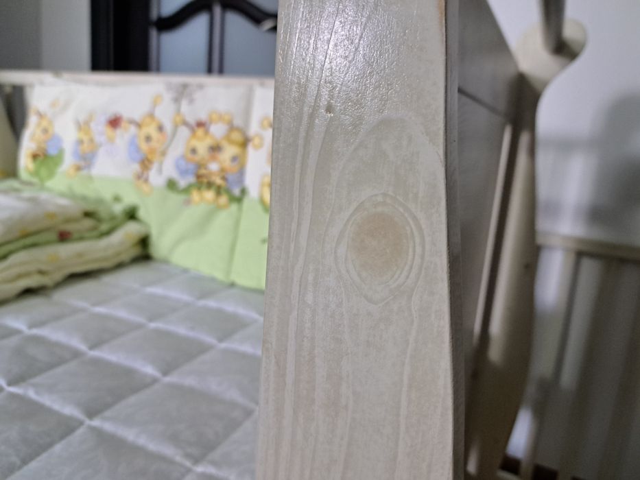 Pătuț bebeluși \ copii lemn masiv, saltea nuca de cocos, set lenjerie
