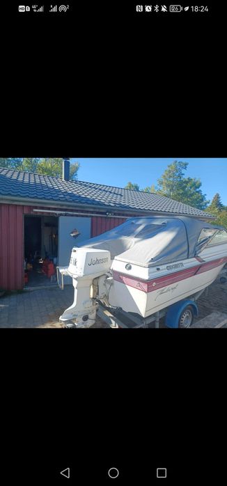 Vând barca 6 pers. cu motor+peridoc