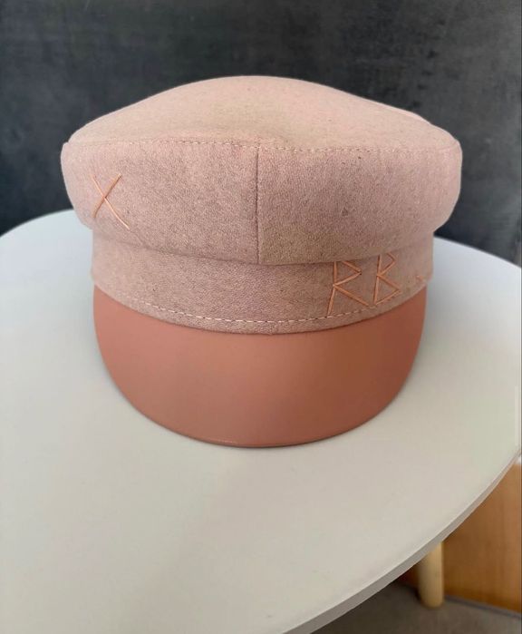 Зимни стилни шапчици