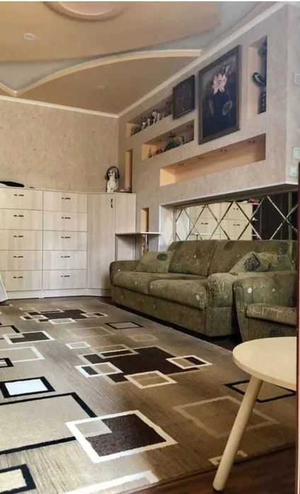Аренда Юнусабад 1ком переделана в 2х ком квартиру рядом ресторан Сезам