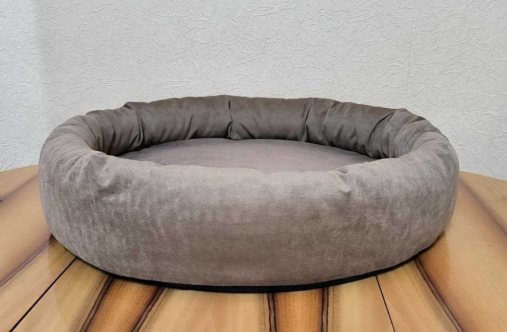 Лежанка для собак   80 см