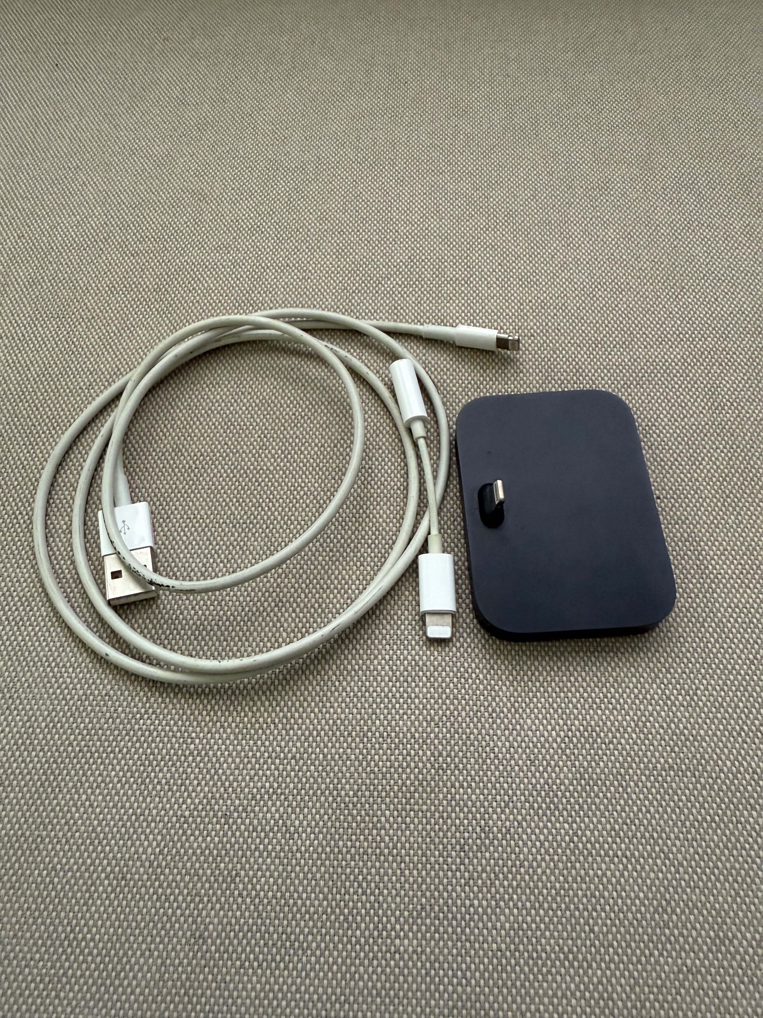 Продавам лот от аксесоари за Iphone