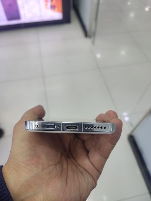 Xiaomi 14 12/256gb Global
