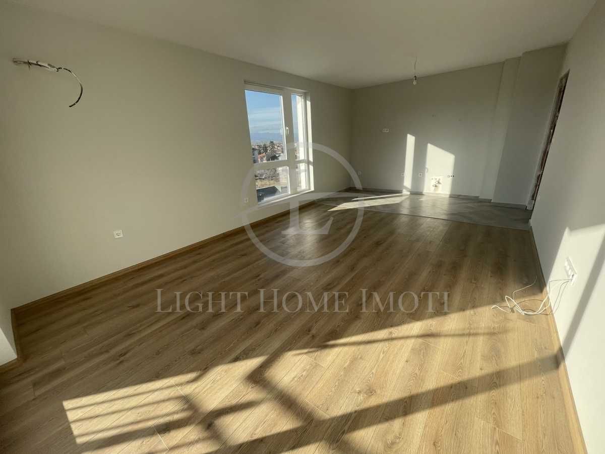 Продава се Тристаен апартамент в Пловдив, Христо Смирненски - 102 кв.м за 1500 €/кв.м - Снимка #3