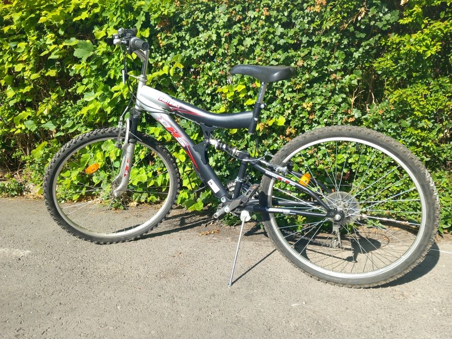Vând bicicleta MTB
