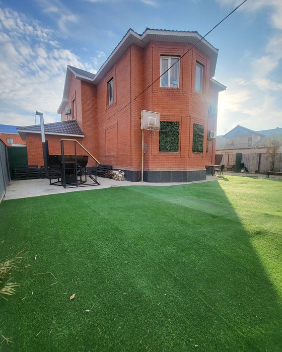 Коттедж, банкетный зал, повар, сауна, купель,караоке, мангал, самовар