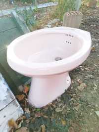 Чисто ново розово биде / тоалетна чиния биде