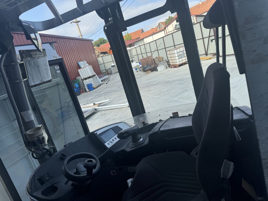 Liza/ Stivuitor electric REACH TRUCK second-hand STILL FM-X 14