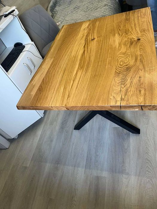 Най-високо качество масивна маса от естествен дъб с метални крака!