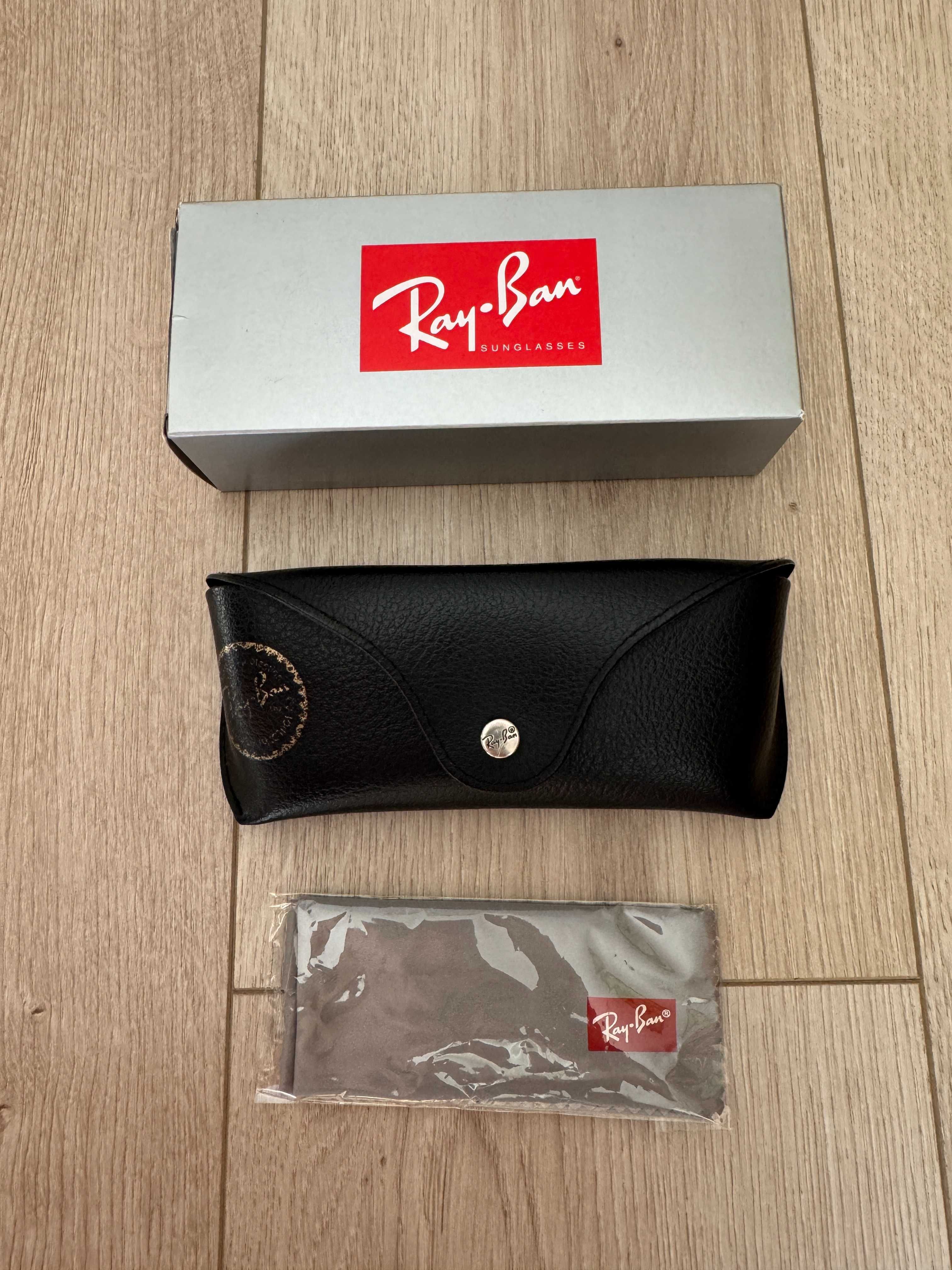 Ochelari de soare polarizati Ray-Ban Boyfriend RB4147 601/58 56-15 3P