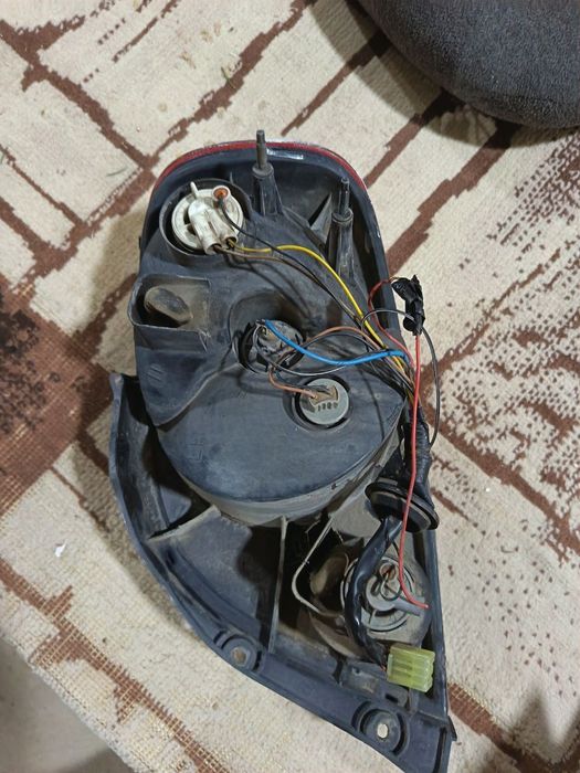 Matiz fara orqa bir taraptiki bor