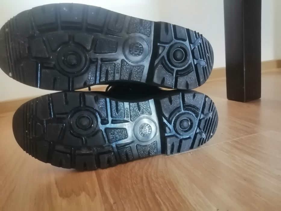 Bocanci armata piele, negri, mărimea 38