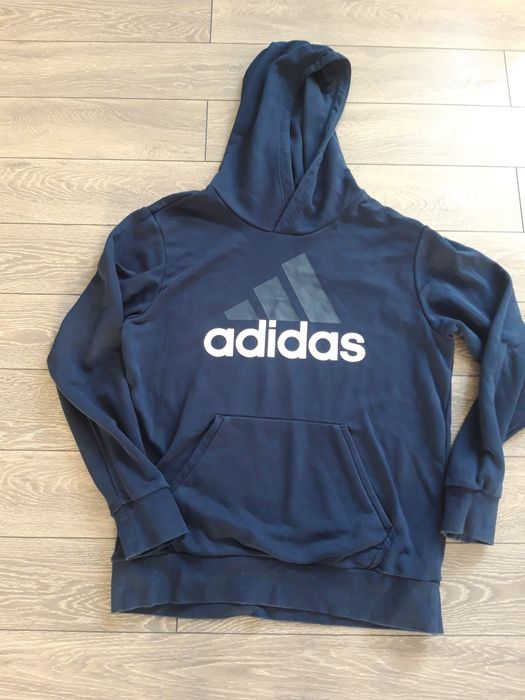 Bluzon adidas marimea L