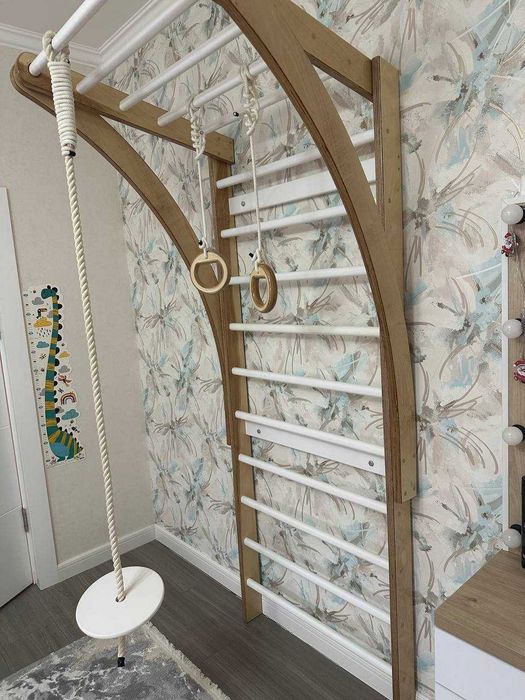 Детская шведская стенка "Радуга" деревянная, турник, рукоход, кольца