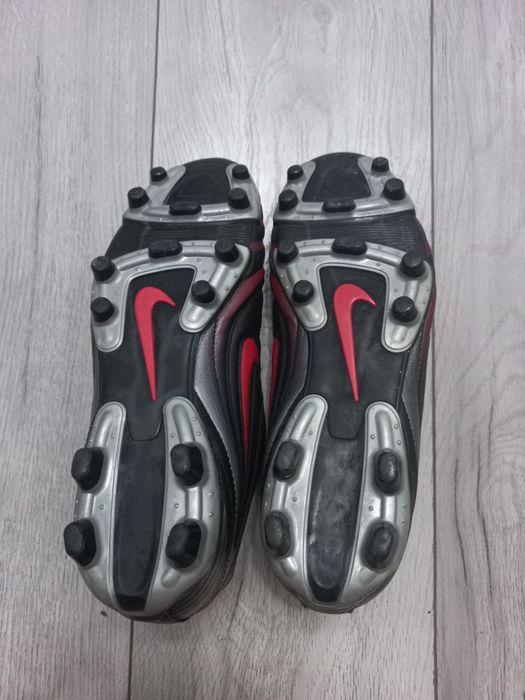 Ghete de Fotbal Nike