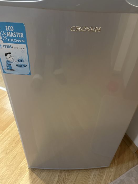Хладилник CROWN Df 120L