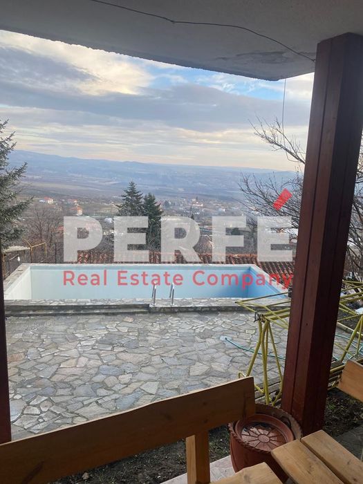 Къща в Бургас, област-гр.Айтос площ 86 цена 99000