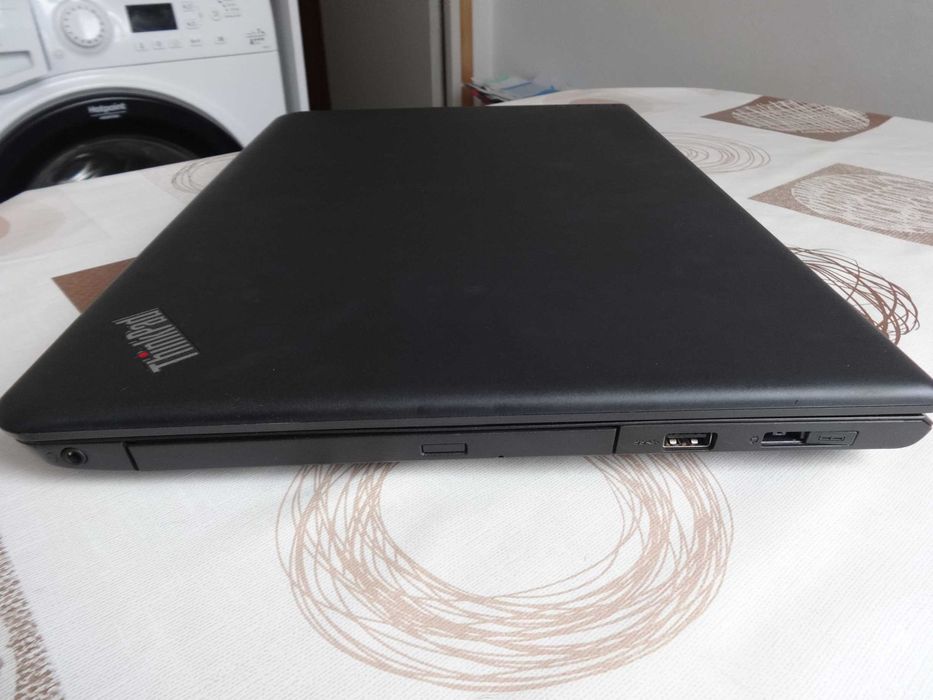 Лаптоп Lenovo ThinkPad E560 15.6" i5-6200U 2.30GHz/RAM 16GB/SSD 256GB