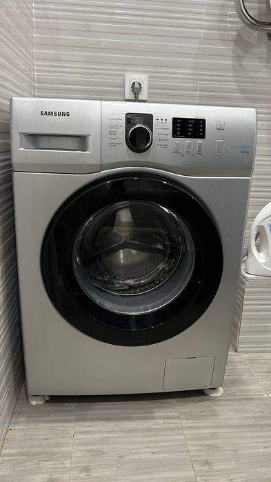 Samsung EcoBubble 6 кг • Отличное состояние