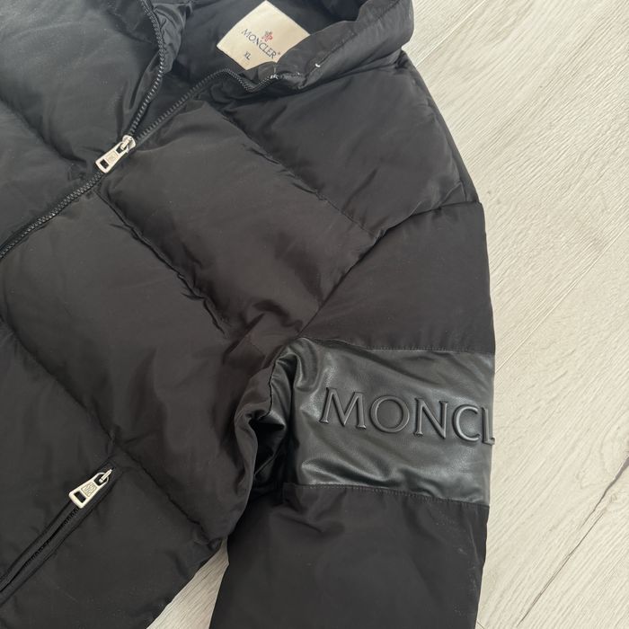 Мъжко зимно яке Moncler