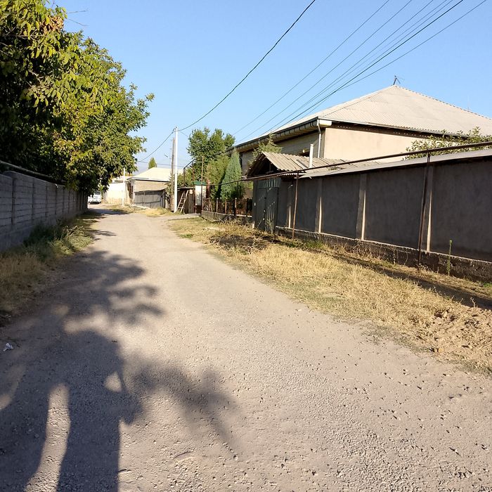 Юкори Чирчик туманида ер участками сотилади