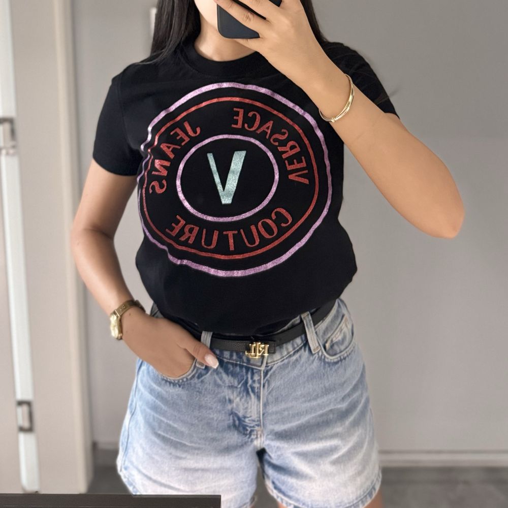 Тениска Versace Jeans Couture черна Хс