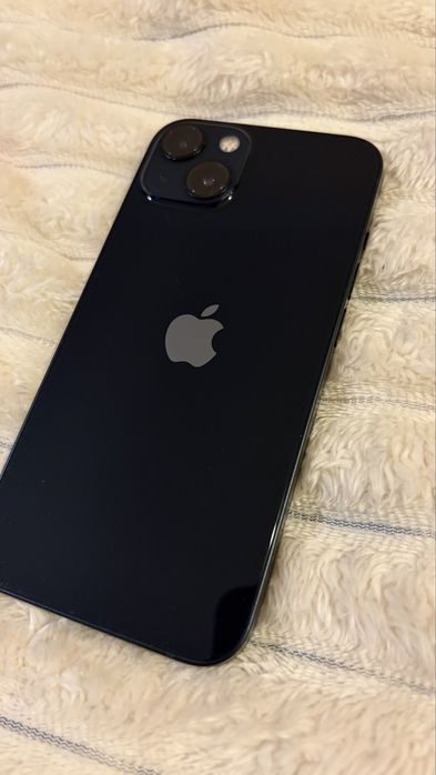 iPhone 13 256 GB 88% батерия