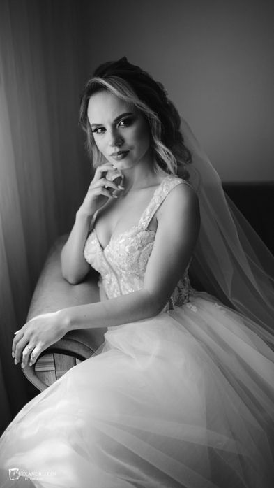 Vând rochie de mireasa Eden Bride i