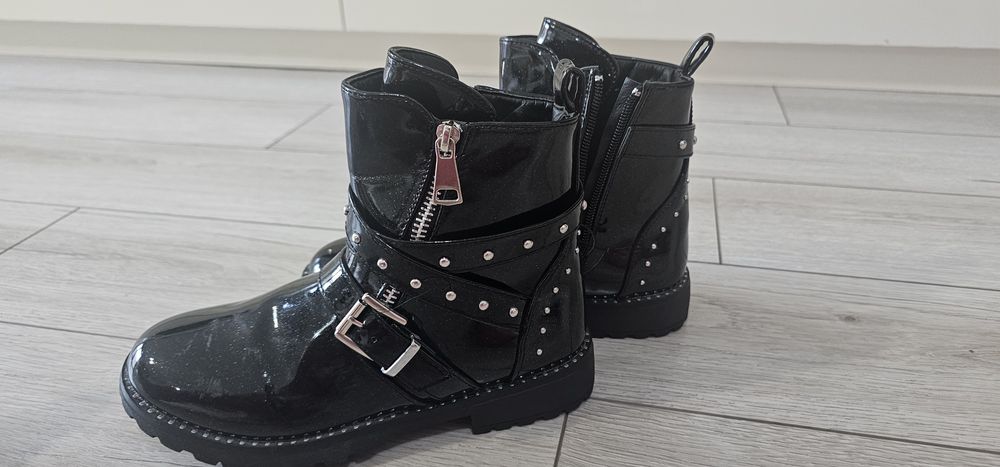 Боти за момиче- TAHARI