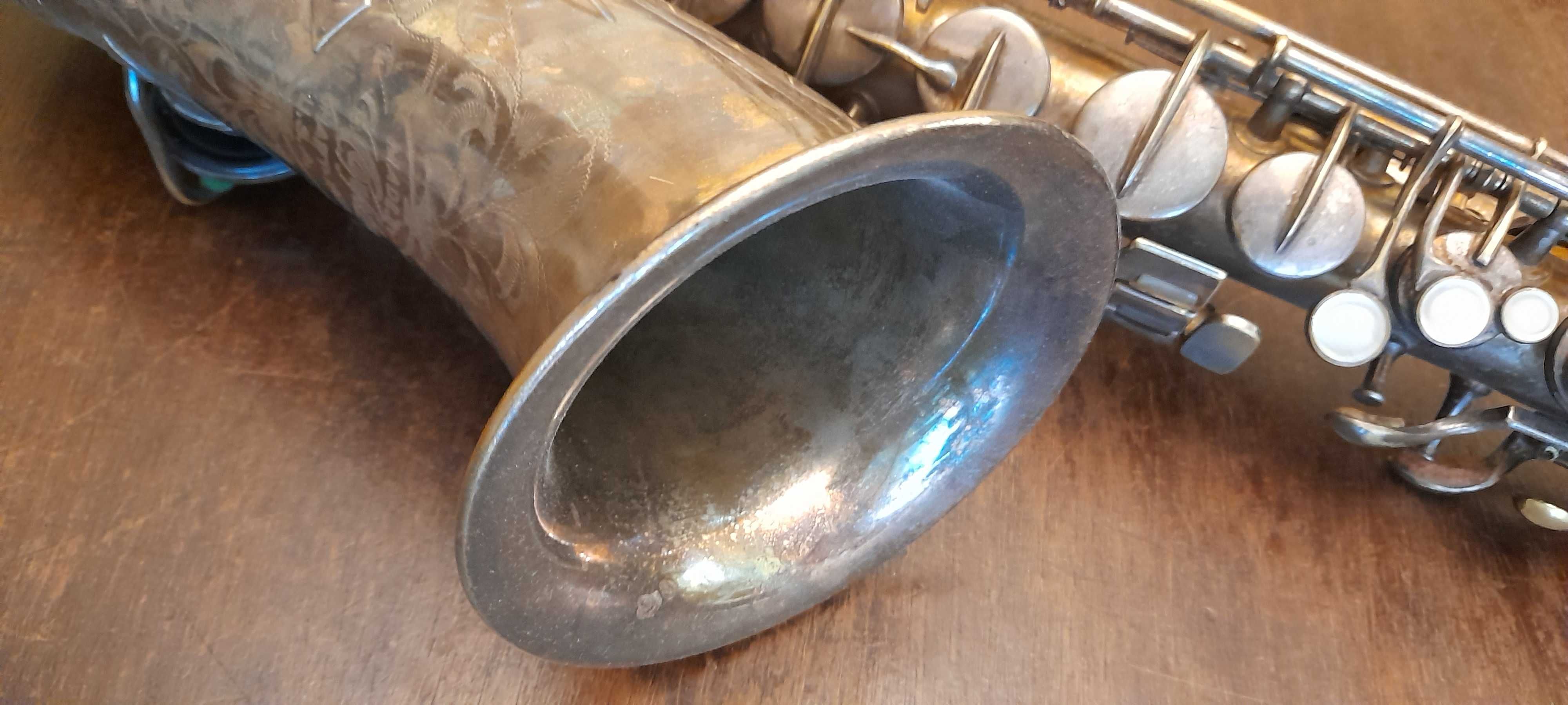 Saxofon alto Conn