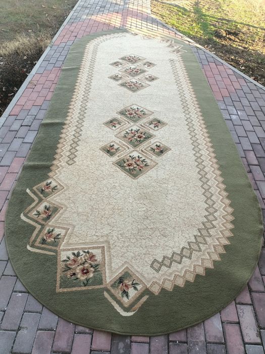 Продам ковёр б/у