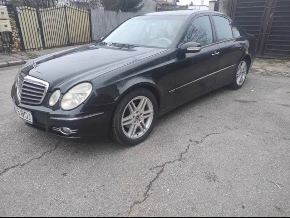 Vând sau schimb Mercedes E class 2.7 diesel